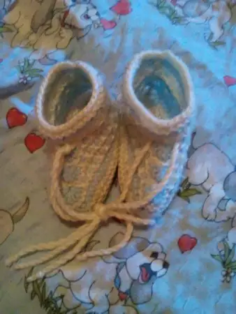 2. Снимка на Бебешки чорапогащници и терлички