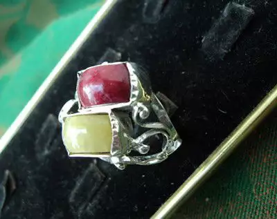 2. Снимка на модел 188 Сребърен пръстен с 2 камъка топаз и нефрит Изключ