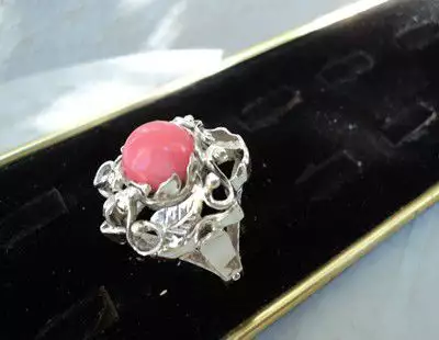 5. Снимка на модел 186 Сребърен пръстен с розов корал Изключително модерн