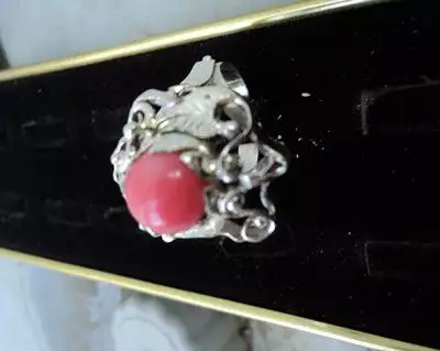 7. Снимка на модел 186 Сребърен пръстен с розов корал Изключително модерн