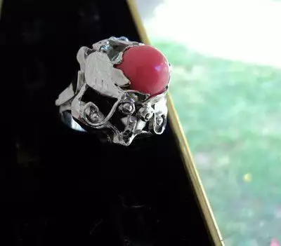 9. Снимка на модел 186 Сребърен пръстен с розов корал Изключително модерн