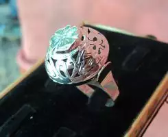 модел 143 Изработен от масивно сребро Дамски пръстен