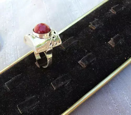 3. Снимка на модел 119 Сребърен пръстен с червен красив нефрит