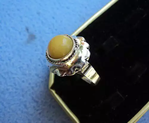 3. Снимка на модел 116 Сребърен пръстен с светло жълт красив нефрит