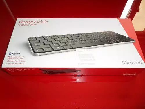 2. Снимка на Продавам мобилна клавиатура Microsoft Wedge