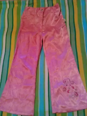 1. Снимка на Уникален сатенен панталон и много памучни и плюш