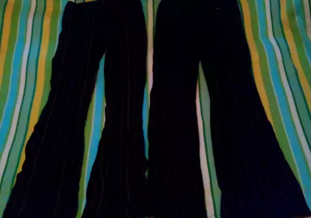 4. Снимка на Уникален сатенен панталон и много памучни и плюш