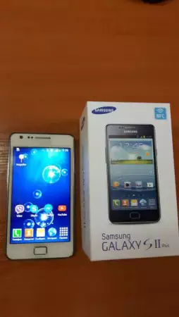 1. Снимка на Продавам Samsung I9105 Galaxy S II Plus