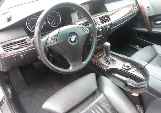 BMW 530xd на части