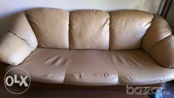 1. Снимка на диван и 2 фотьойла от изкуствена кожа