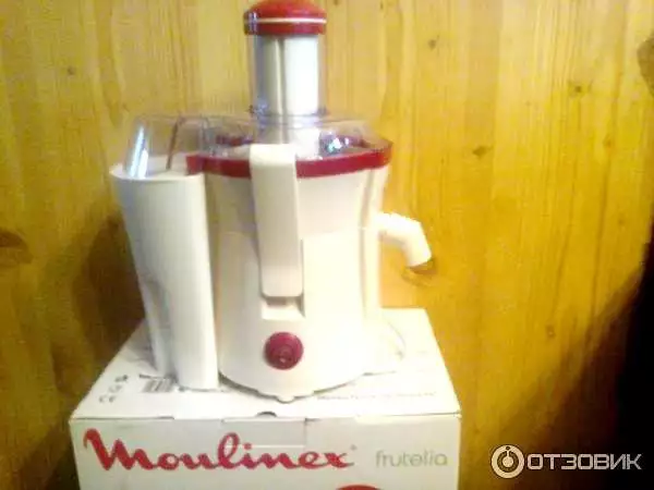 Сокоизтисквачка MOULINEX Frutelia модел JU350G30, в гаранция