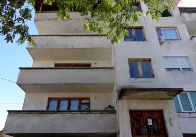 Тристаен апартамент в Сандански