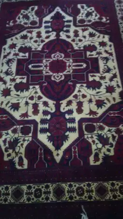 2. Снимка на Продавам т ръчно тъкани, нови персийски килими