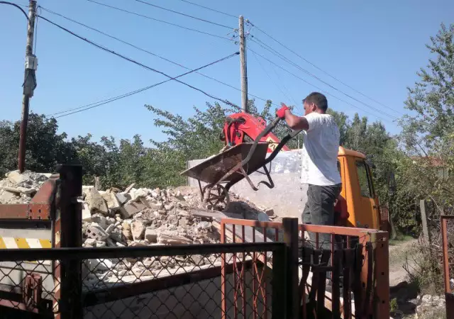 5. Снимка на Изхвърляне на отпадъци - хамалски услуги Варна