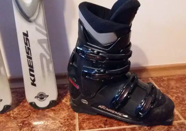 4. Снимка на Ски и обувки ski and boots