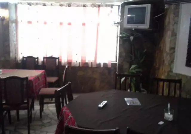 заведение в Пловдив суперцентъра - оборудван ресторант.800 лв.