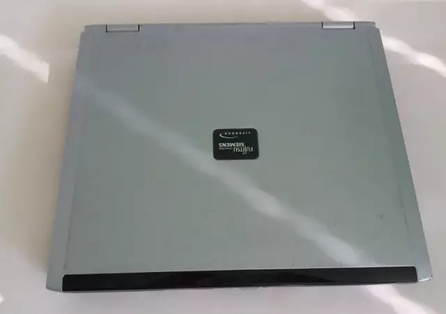 Fujitsu Simens Lifebook E8020D