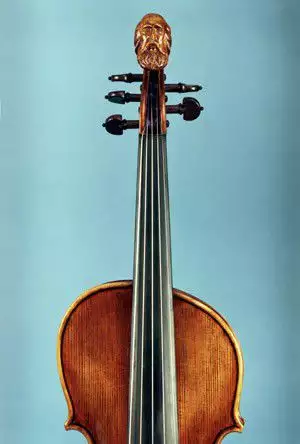 4. Снимка на Продавам петструнна цигулка