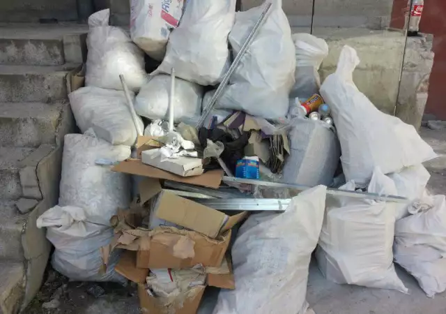 9. Снимка на извозване строителни и други отпадъци град пловдив и регион