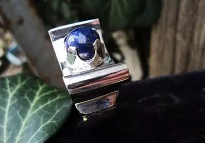1. Снимка на модел 292 Изработен от масивно сребро мъжки пръстен, с ин