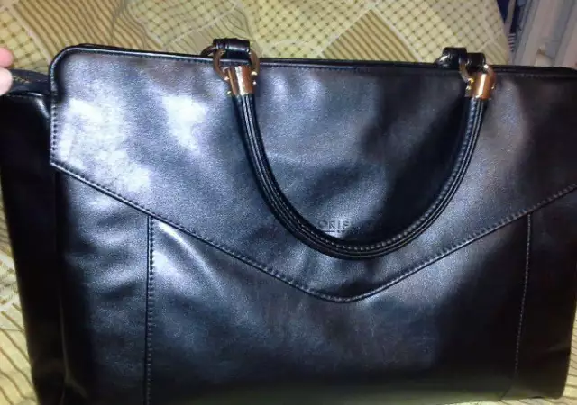 1. Снимка на Дамска чанта от естествена кожа