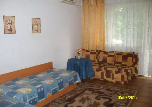 3. Снимка на Нощувки в тристаен апартамент в гр.Варна на 200 м. от плажа