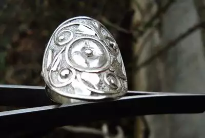 модел 305 Изработени от масивно сребро Дамска пръстен