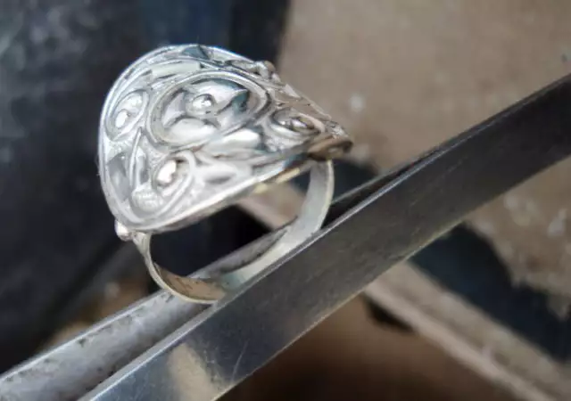 4. Снимка на модел 305 Изработени от масивно сребро Дамска пръстен