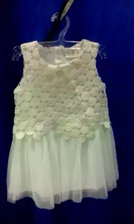 Елегантна детска рокля