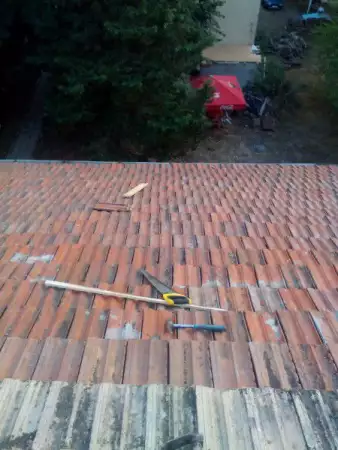 Ремонт на покриви Отстраняване на течове