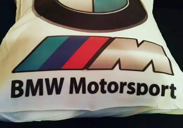 2. Снимка на Възглавници BMW Motorsport
