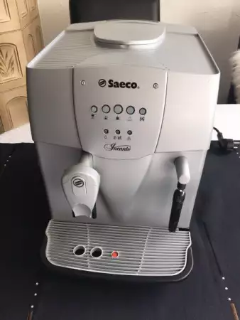 9. Снимка на Продавам домашна кафе машина Saeco Incanto Red, Black, Silve
