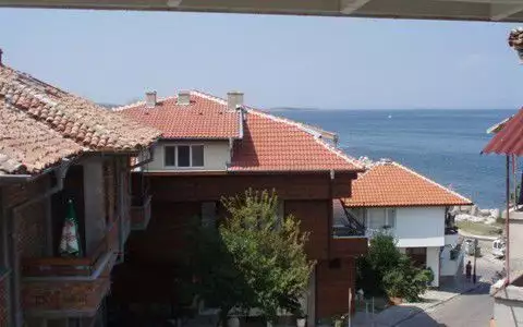 8. Снимка на хотели на море в Созопол