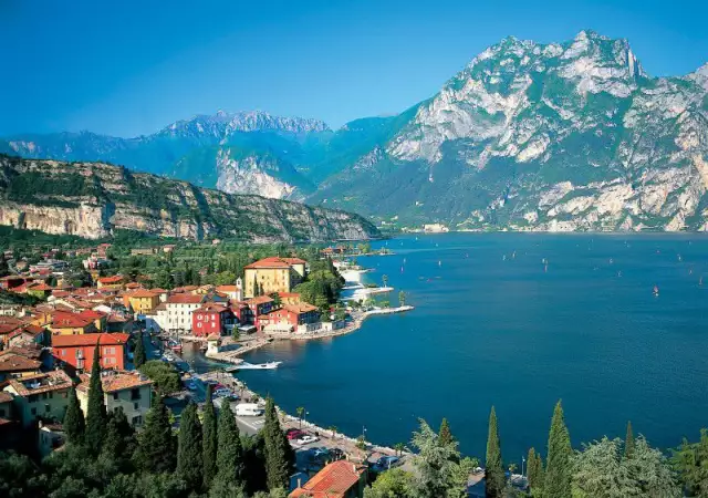 8. Снимка на Италиански езера