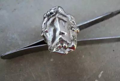 модел 331 Изработен от масивно сребро Дамски пръстен, с Хри