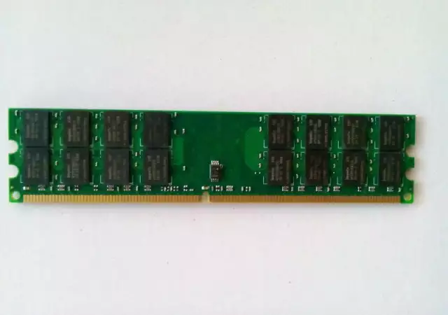 Уникална цена - нови 4Gb Ddr2 800MHz оригинални памети