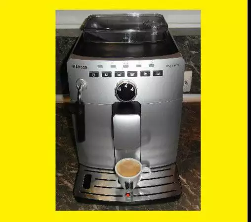 SAECO Intuita HD8750 - кафемашина робот пълен автомат