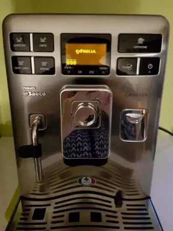 8. Снимка на Италиански и швейцарски напълно автоматични кафемашини