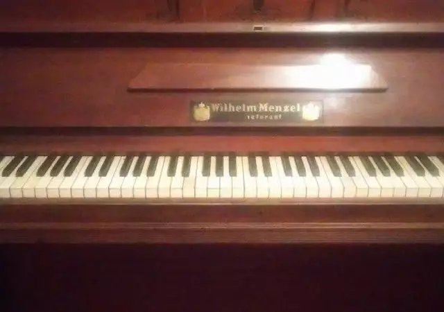 3. Снимка на Продава австрийско старо пианоWilhelm Menzel