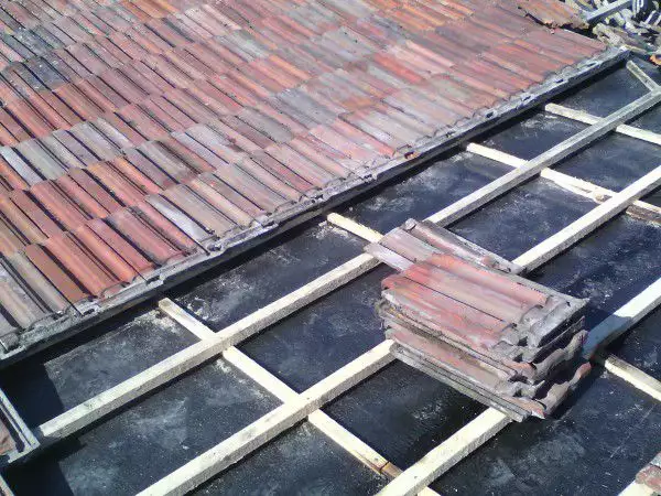 6. Снимка на ремонт на покриви