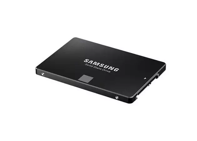4. Снимка на Samsung SSD 850 Evo 120GB 250GB