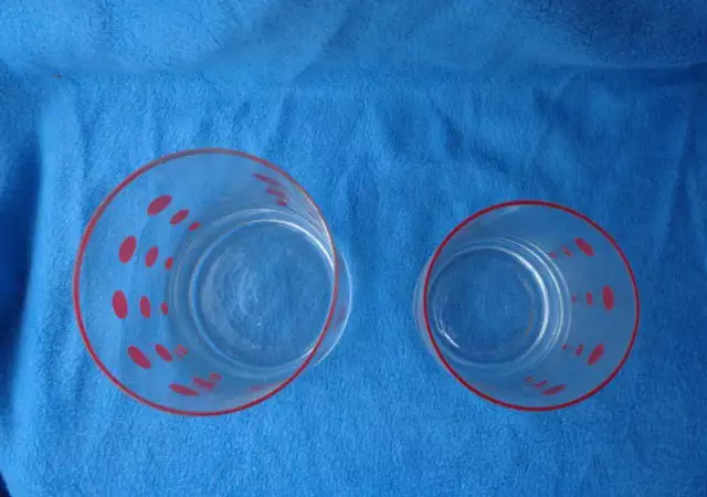 2. Снимка на Комплект 12броя чаши малки и голями