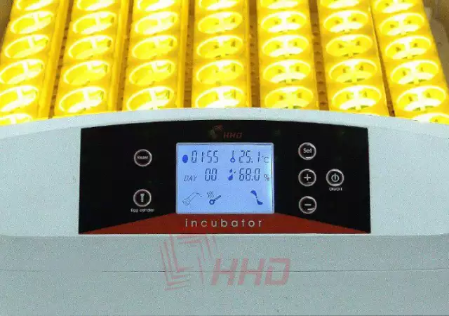 3. Снимка на Автоматичен дигитален инкубатор за 56 яйца
