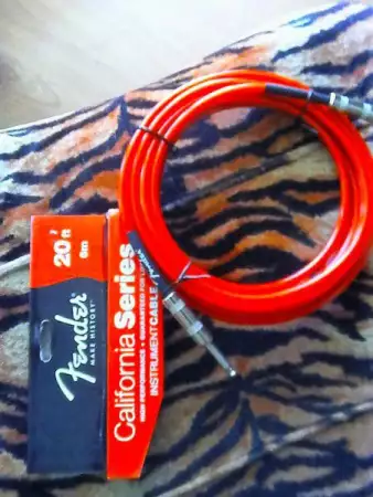 Fender instrument cable red 6m.20ft.new.