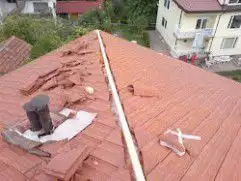 Ремонт на покрив перник