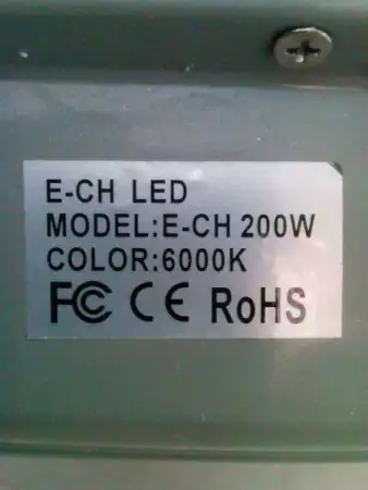 Топ цена Нови 100 или 200W LED прожектори 2 или диодни