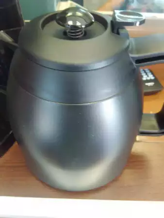 4. Снимка на Кафе машина с Термо кана - термос