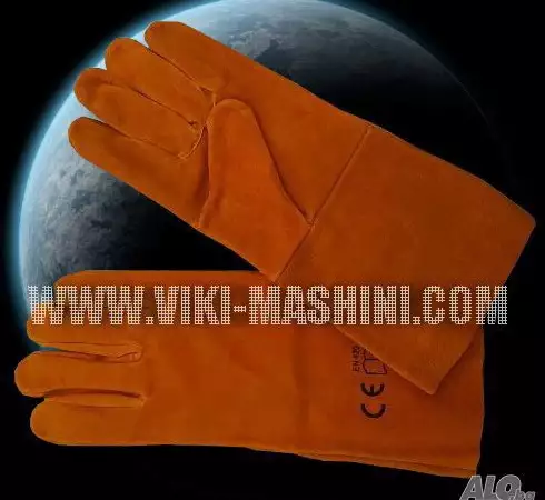 6. Снимка на Електрожени VIKI MMA 200А със соларна маска VIKI и ръкавици