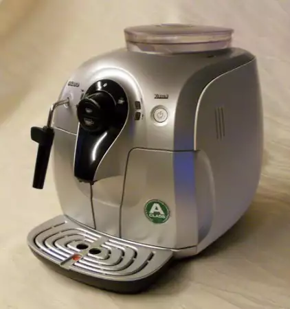 3. Снимка на Saeco XSmallНай - новия и най - компактния кафе автомат на Saeco