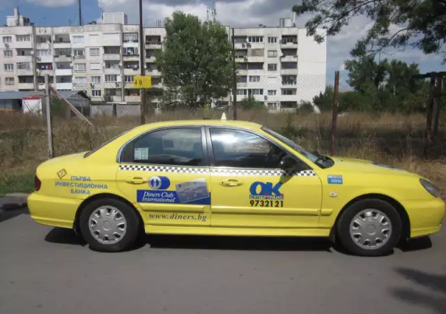 4. Снимка на Работещо такси